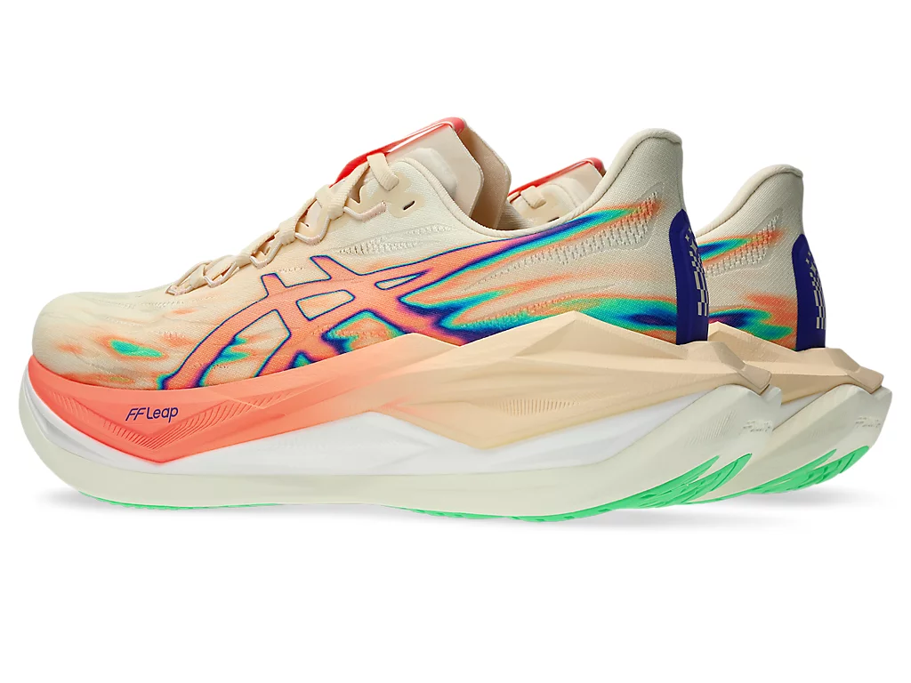 Asics SUPERBLAST 3 800